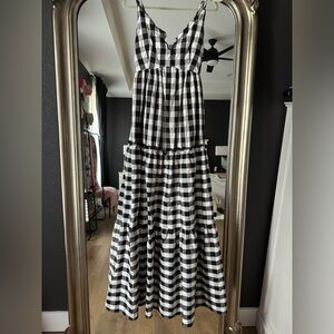 Vici Black and White Checkered Maxi Dress w/ Scalloped Neckline XS